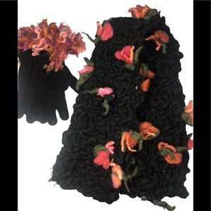 Matching set gloves and scarf